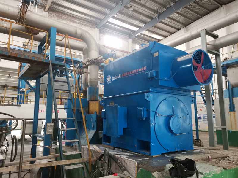 公司為景興紙業定制生產的1000KW-14P  10000V永磁同步電機運行現場